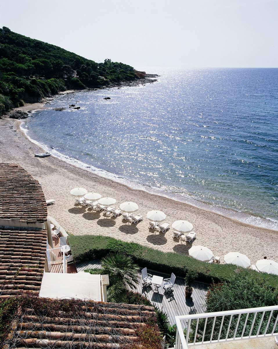 beachfront hotel in corsica