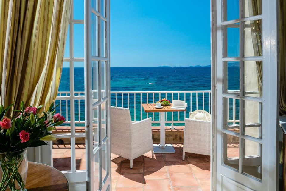 hotel sea view in southern corsica: le maquis